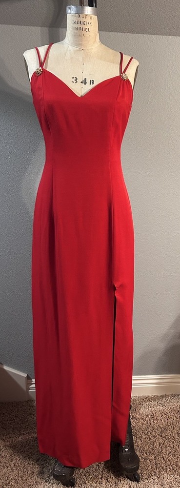 Dave And Johnny VTG  90’s Red Gown With Rhinestone And Strap Bodice Sz 7-8