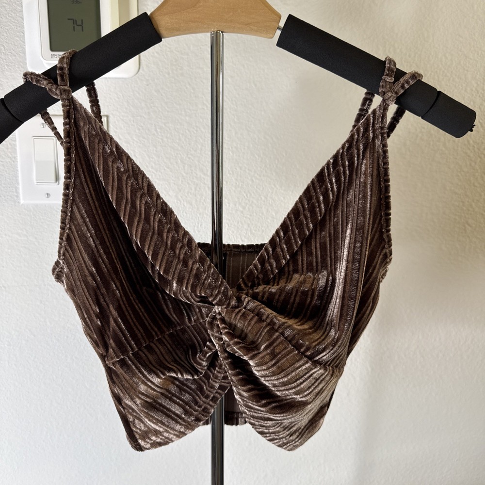 SHEIN Women’s Sleeveless Velvet Cropped Top Brown Size Small