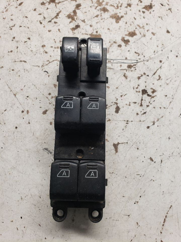 Driver Front Door Switch Driver's 4 Door Sedan Fits 05-06 INFINITI G35 1332509