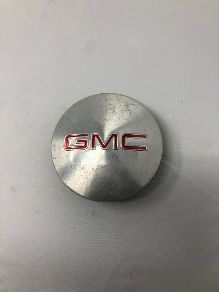 GMC Acadia Brushed Aluminum Wheel Center Cap Cover OEM 9597360 New  -image