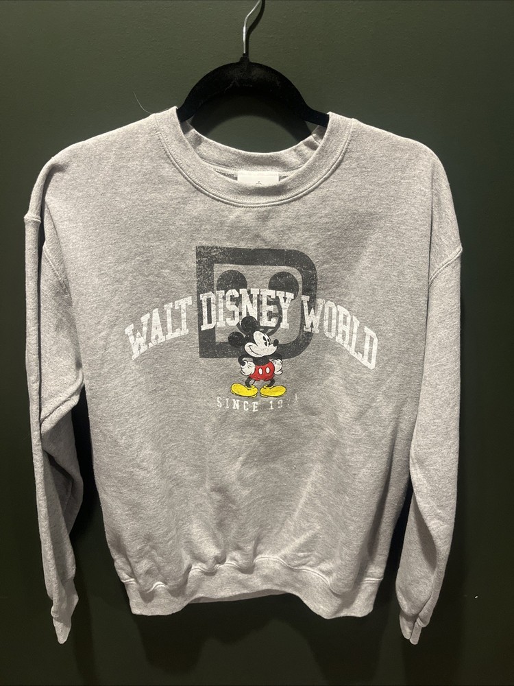 Disney Parks Vintage Style Women’s Medium Mickey Mouse Sweatshirt