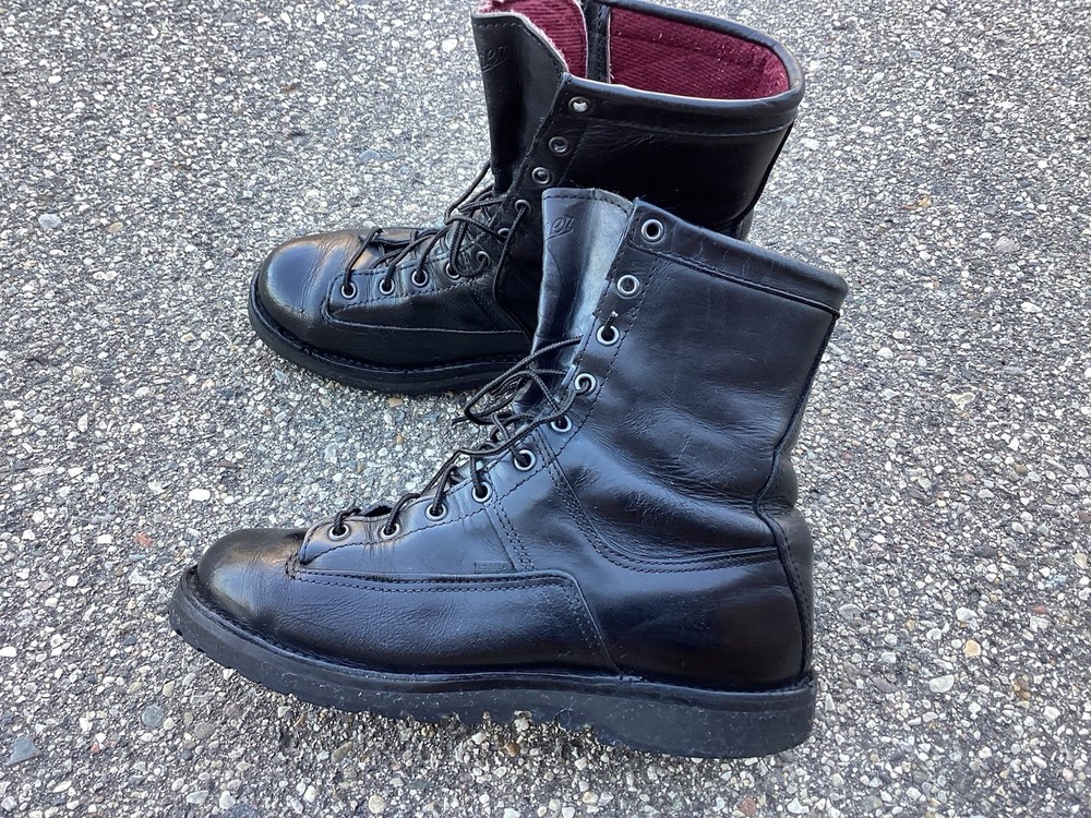 Vintage Black Danner Men's Size 8.5 Boots with Vibram Gore-Tex Insulation Olympic Edition