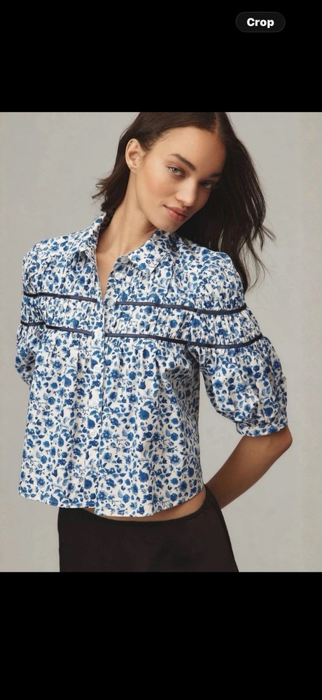 Anthropologie  The Leandra Shirred Yoke Blouse by Maeve Size Medium Blue Floral