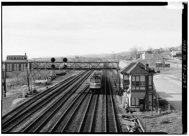 Photo:Alto Tower West of 17th Street Bridge Railroad Tracks 1900s