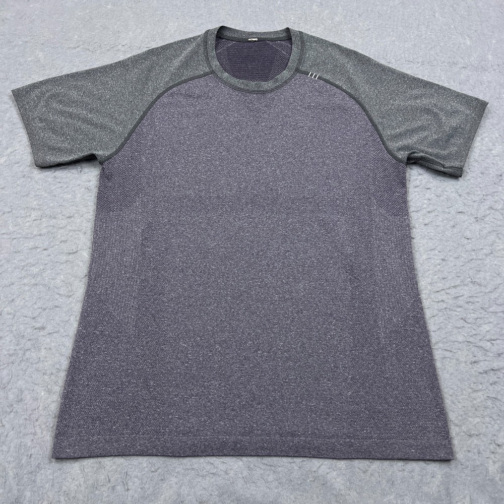 Lululemon Metal Vent Breathe Short Sleeve Shirt Medium Gray Silverescent M3AKTS*
