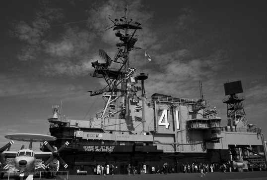 1/700 USA USS Midway CVA-41 aircraft carrier Superstructure Island Unpainted