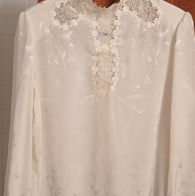 Ivory Lace Trim Button Back Blouse Vintage Style Women's Long Sleeve Top