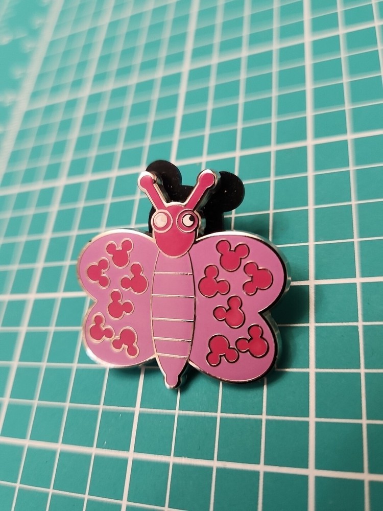 Vtg 2010 Walt Disney Pink Butterfly Mickey Mouse  Silver Tone Lapel Pin Hat Pin