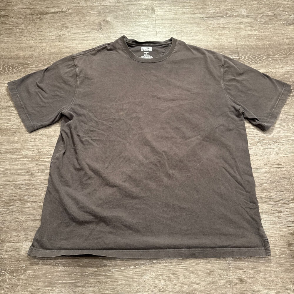 Duluth Trading Shirt Mens XL Gray Short Sleeve Cotton Crew Neck LongTail Work