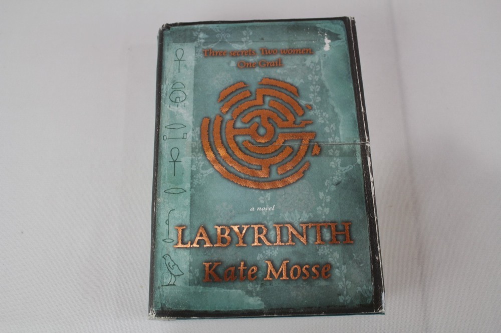 Labyrinth by Kate Mosse (2006, Hardcover) FIRST EDITION