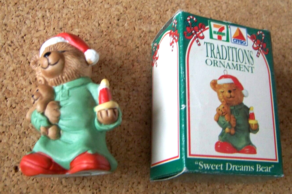 Sweet Dreams Bear Christmas figure not-ornament 7-11 small Xmas 2.5
