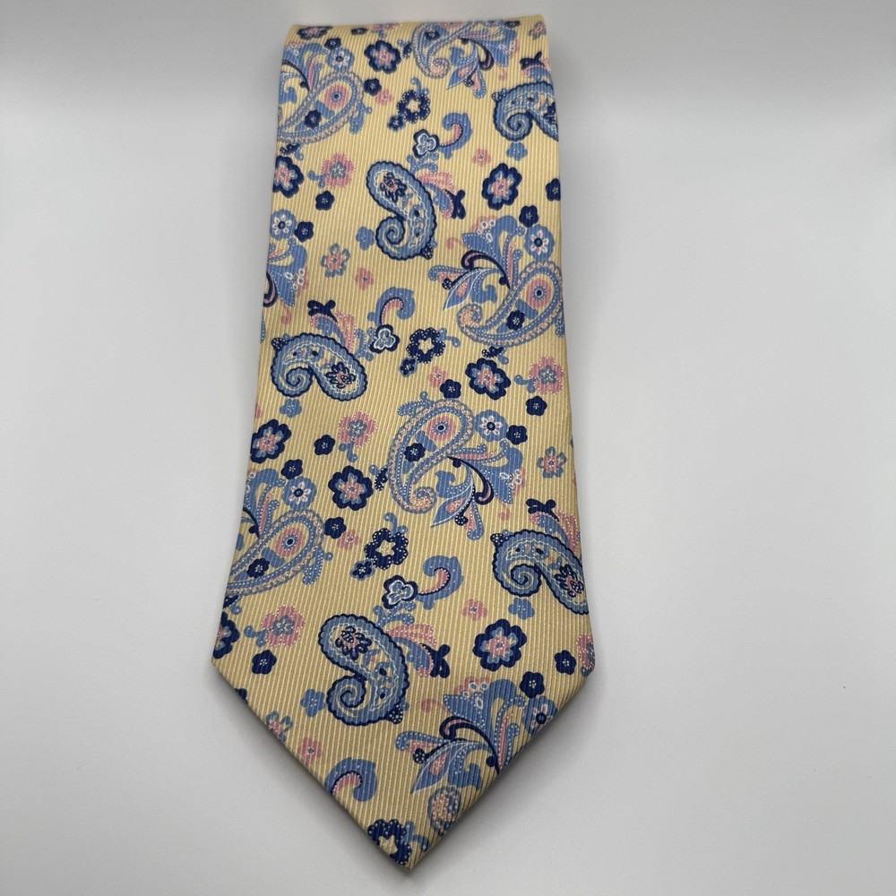 IZOD Yellow / Blue / Pink Floral Paisley Men’s Silk Tie 4”x59”