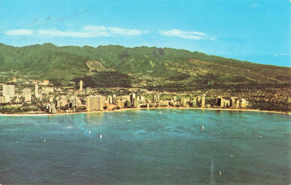Aerial View of Waikiki Beach - Island of Oahu, Honolulu, Hawaii HI - Postcard