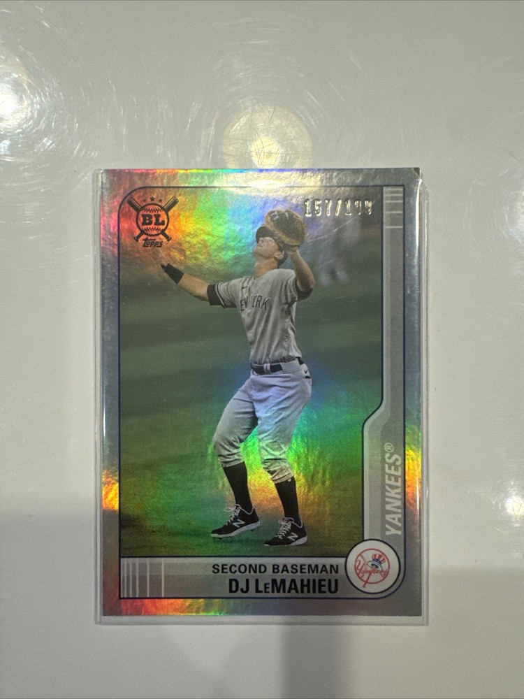 2021 Topps Big League D.J. LeMahieu #93 Rainbow Foil Parallel /199 Rookie & Veteran Card