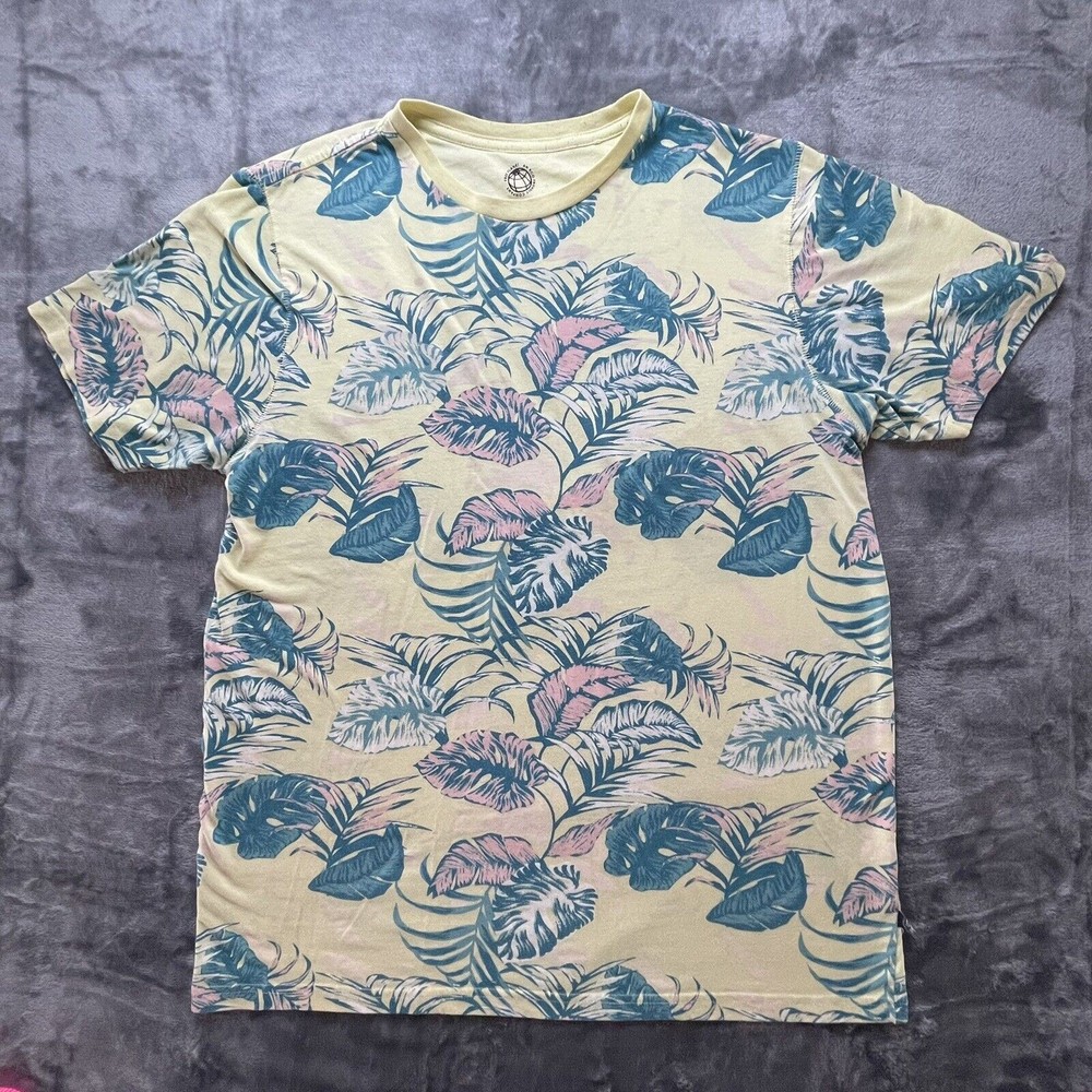 Free Planet Shirt Mens Large Hawaiian Organic Floral Yellow Pink Blue Palms