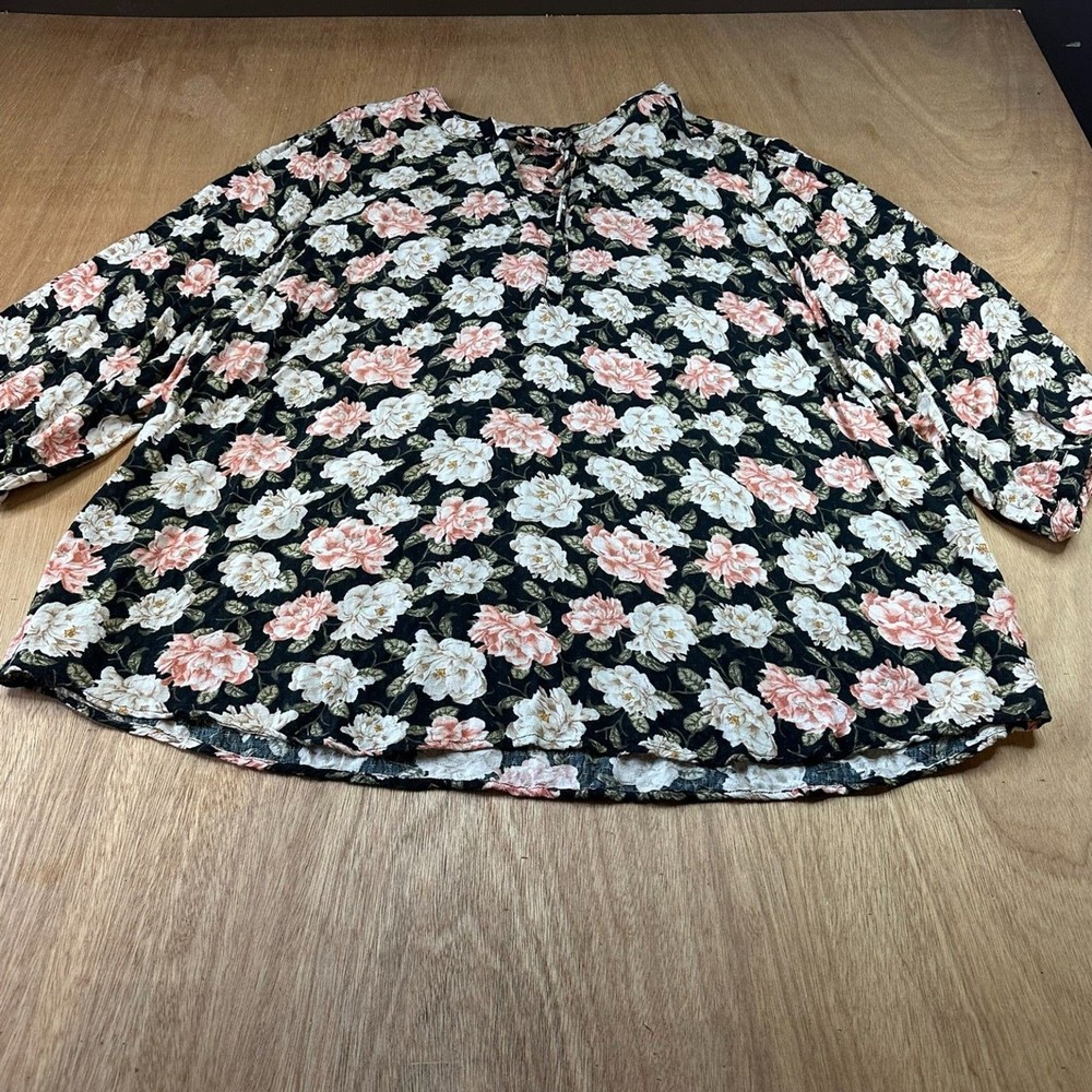 Torrid Black Floral Blouse Womens Size 4 (26/28) Boho Tie Neck Top