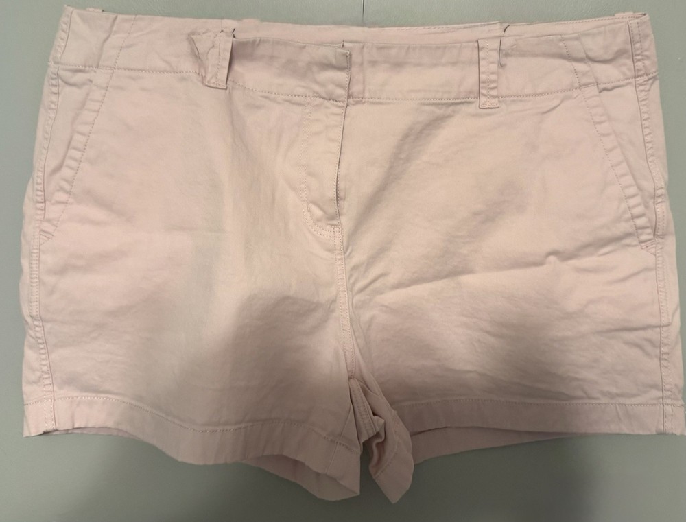 Vineyard Vines Women's Pink Shorts Regular Size 16 Inseam 4 inches