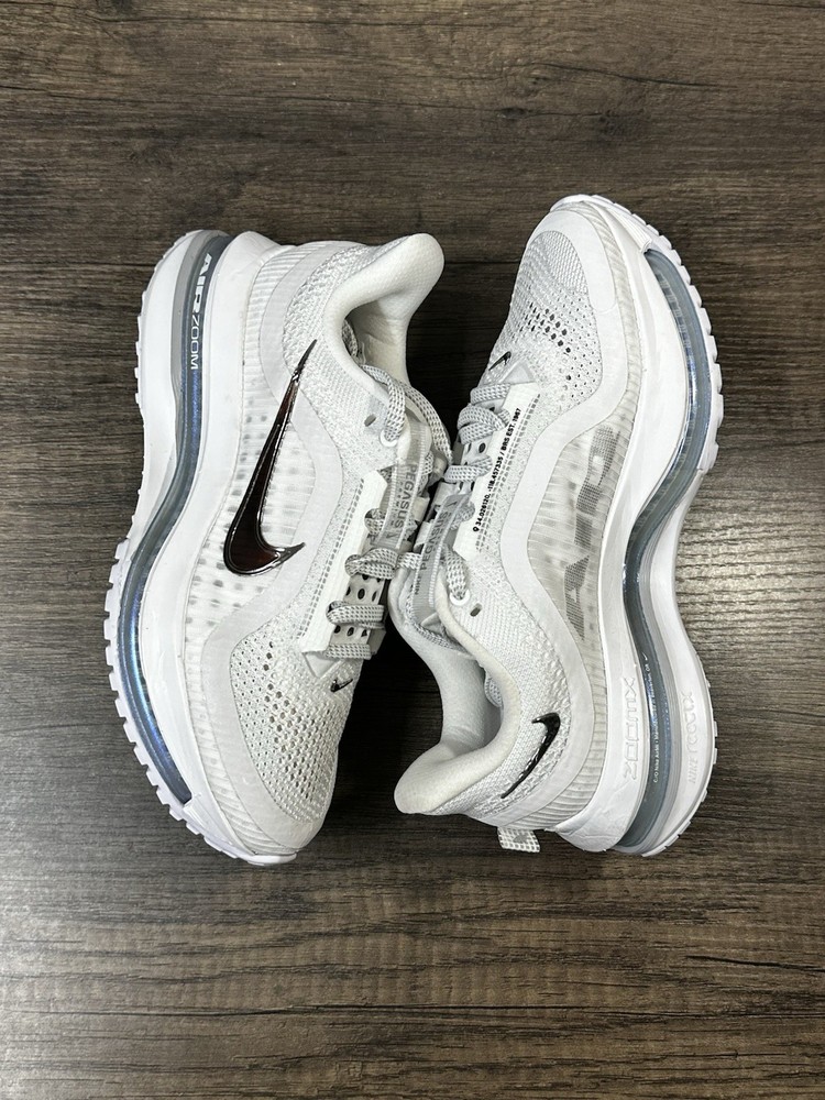 Nike Pegasus Premium White Metallic Silver HQ2593-102 Women’s Size 8.5