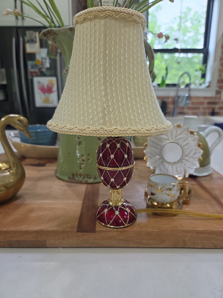 Decorative Ruby Red Jeweled Faberge Egg Table Lamp Rhinestone Gold Lattice 10