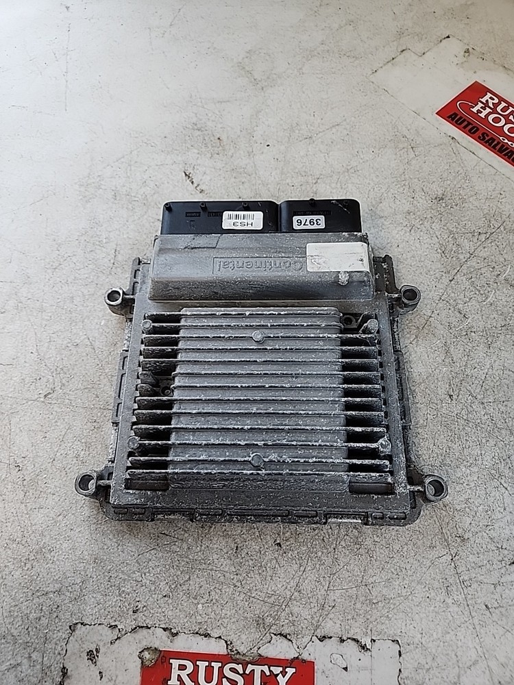 2011 Kia Sorento COMPUTER Ecm 39133-2G120