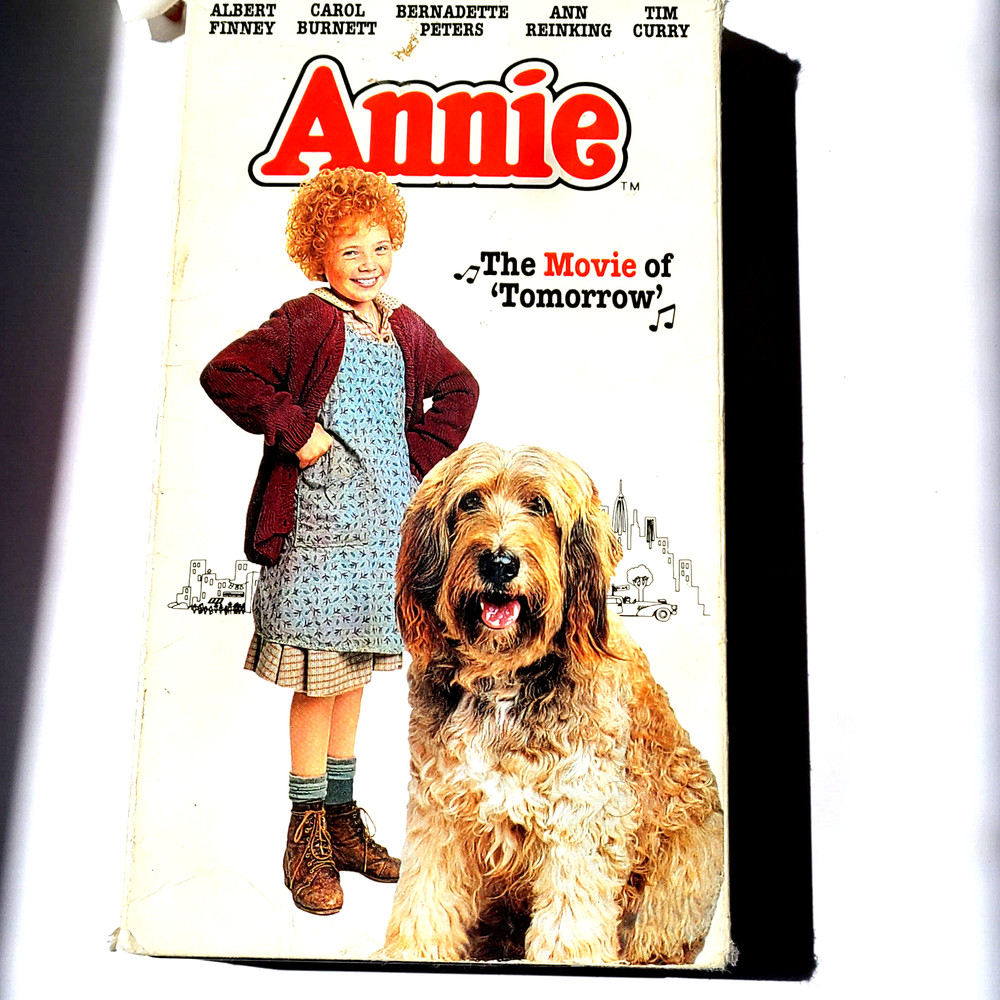 Annie (VHS, 1994) Family Musical Classic - Buy 1 Get 1 Free