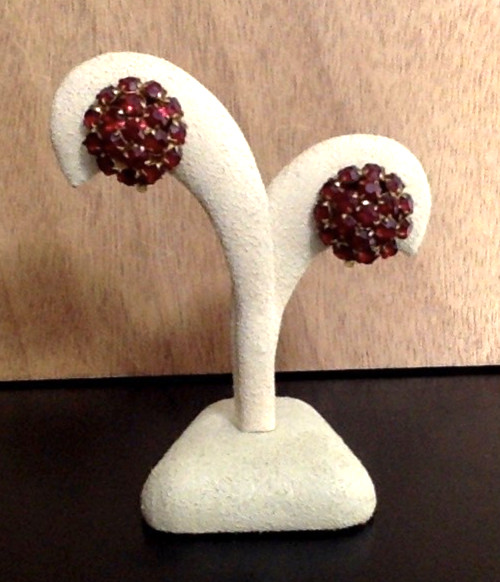 Austrian Deep Red Crystal Vintage Clip On Earrings - Lovely!