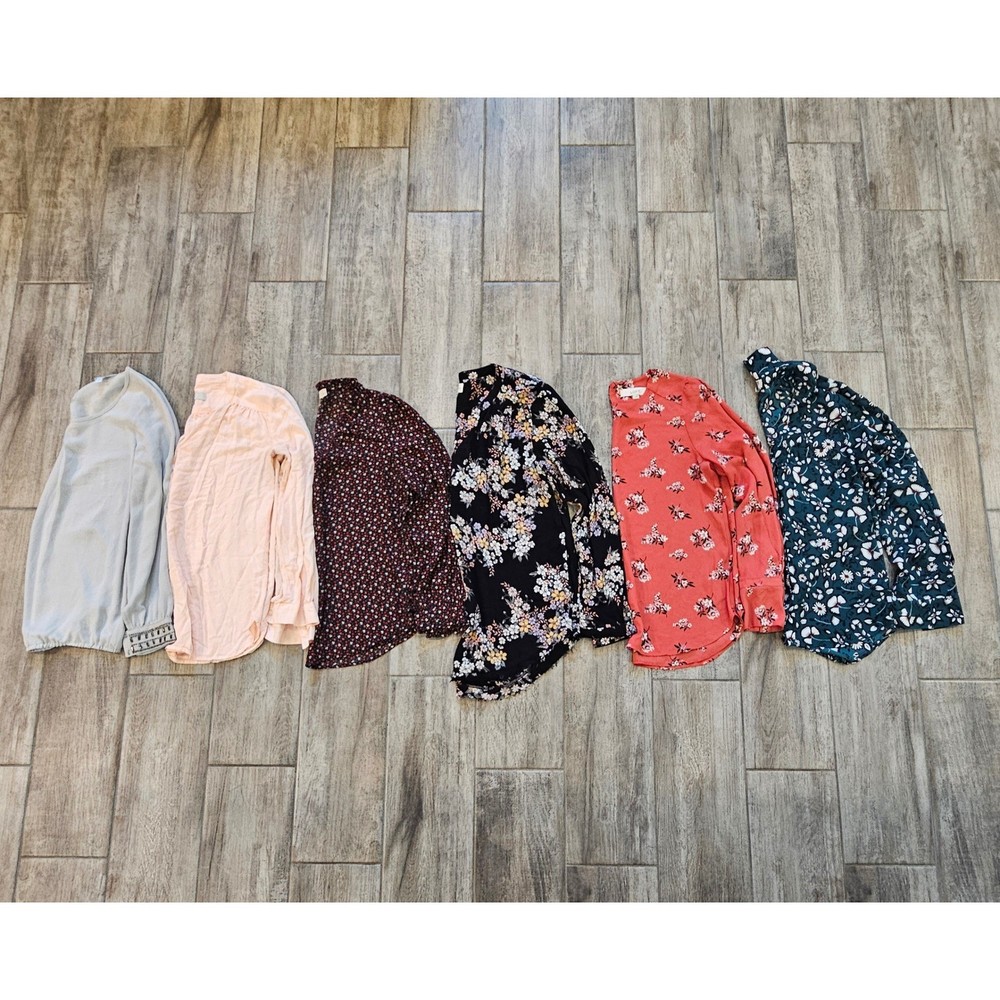 Career Casual Workwear Top Blouse Lot of 6 Womens Size S Beaded Floral Flowy