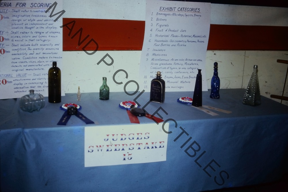 VINTAGE PHOTO SLIDE Bottle 35mm Original Kodachrome Glass 01218