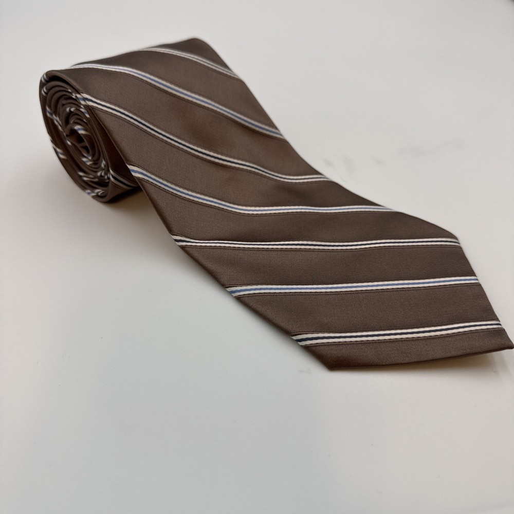Round Tree & Yorke Men's 100 % Silk  Tie NWT BROWN/BLUE/WHITE Preppy