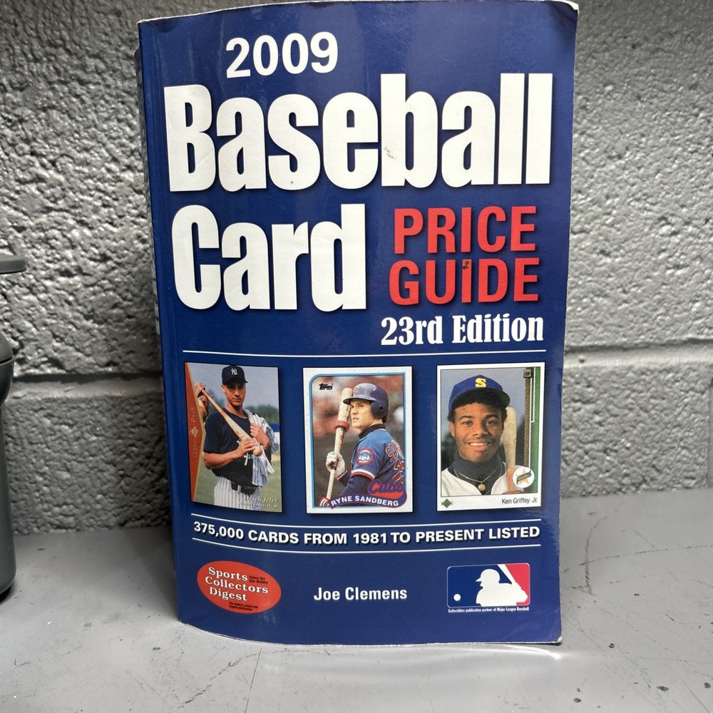 2009 Baseball Card Price Guide - paperback Clemens, Joe