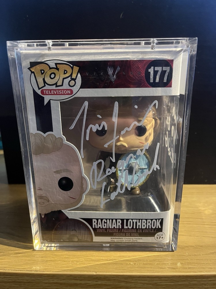 Funko Pop! Vinyl: Vikings Ragnar Lothbrok #177 Signed by Travis Fimmel with COA