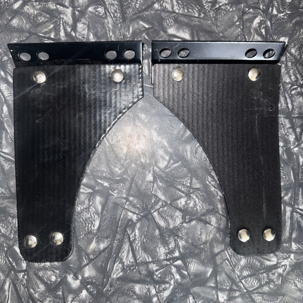 John Deere LH & RH Cleaning Shoe Deflector NEW Divider Shoe Deflector