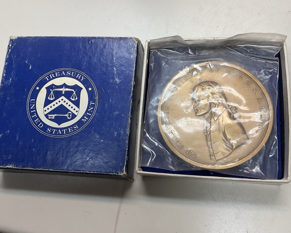 US Mint Thomas Jefferson President Peace & Friendship Large 3 Inch Medallion