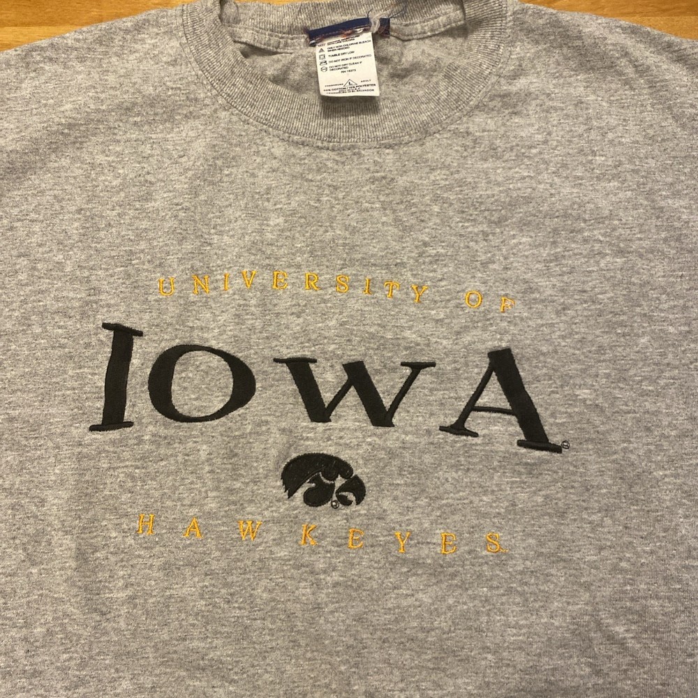 Vintage Y2K Iowa Hawkeye Gray T Shirt Size Large Herky Embroidered