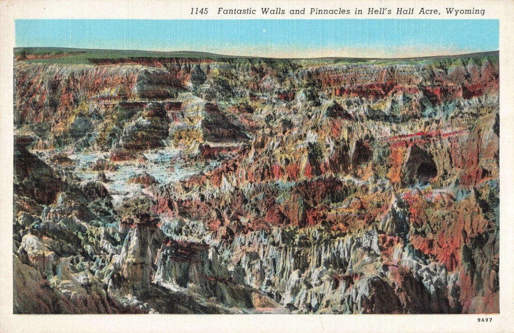 Casper WY Wyoming, Fantastic Walls Pinnacles, Hell's Half Acre, Vintage Postcard
