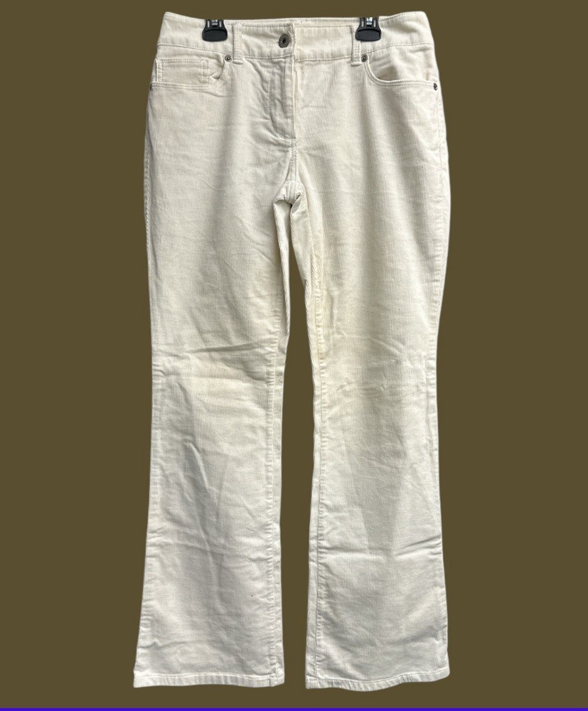 Chicos Womens Size 00 Cream Corduroy Pants Flare Pockets Soft Stretch