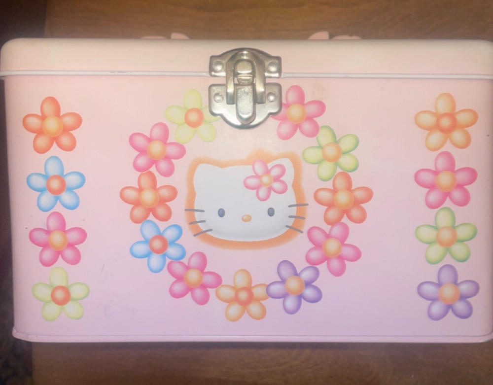 Hello Kitty Pink Flower Tin Case Storage Trinket Box Sanrio 1997 Vintage
