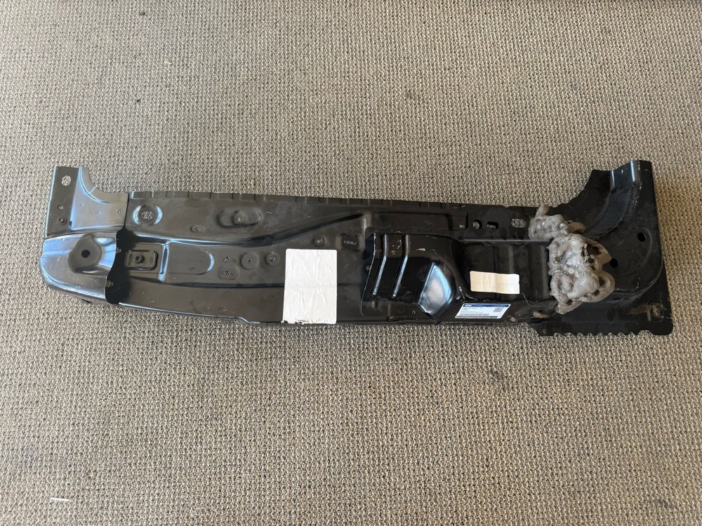 2019-2023 Ford Ranger Crew Cab Rear Right Pillar Panel KB3Z-2641032-A OEM 2323