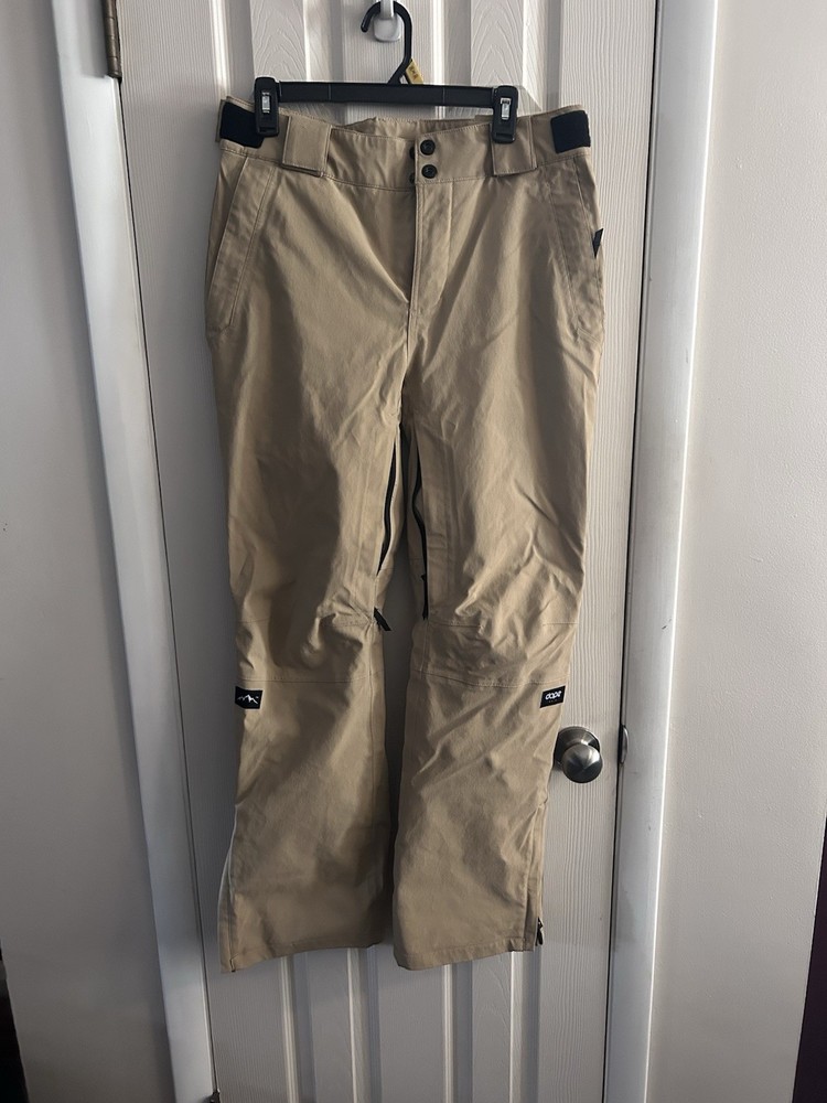 Dope Tan Snow Pants Women’s MediumSmall Repair In One Pant Leg