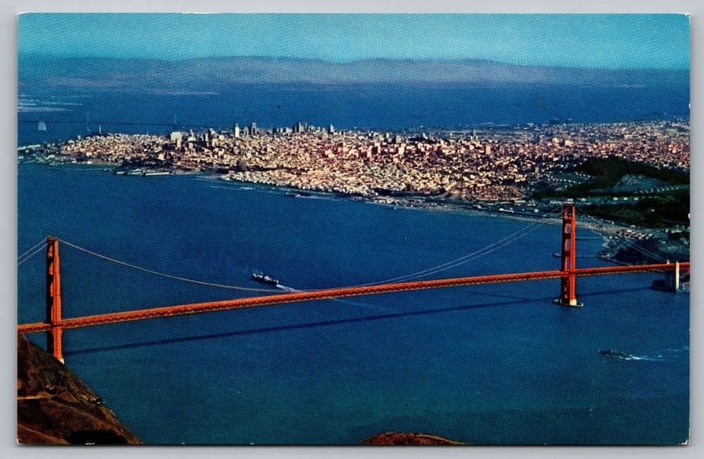 Vintage Mirro-Krome Postcard: Golden Gate Bridge & San Francisco Skyline