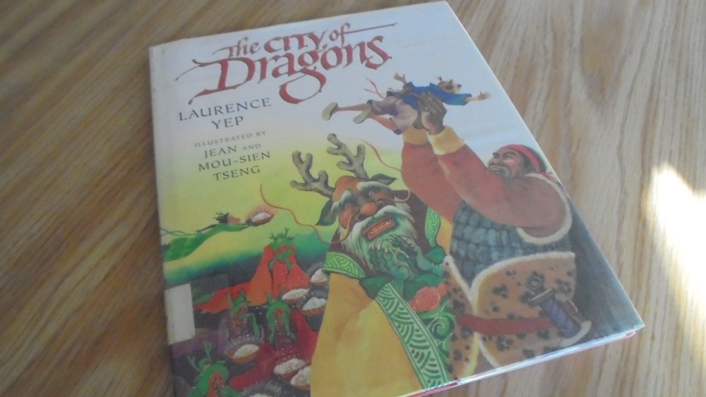 City of Dragons   by  Laurence Yep   hc