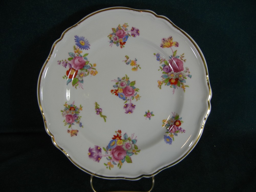 Copeland Spode Carolyn Pattern Number Y6987 Bone China Floral Luncheon Plate(s)
