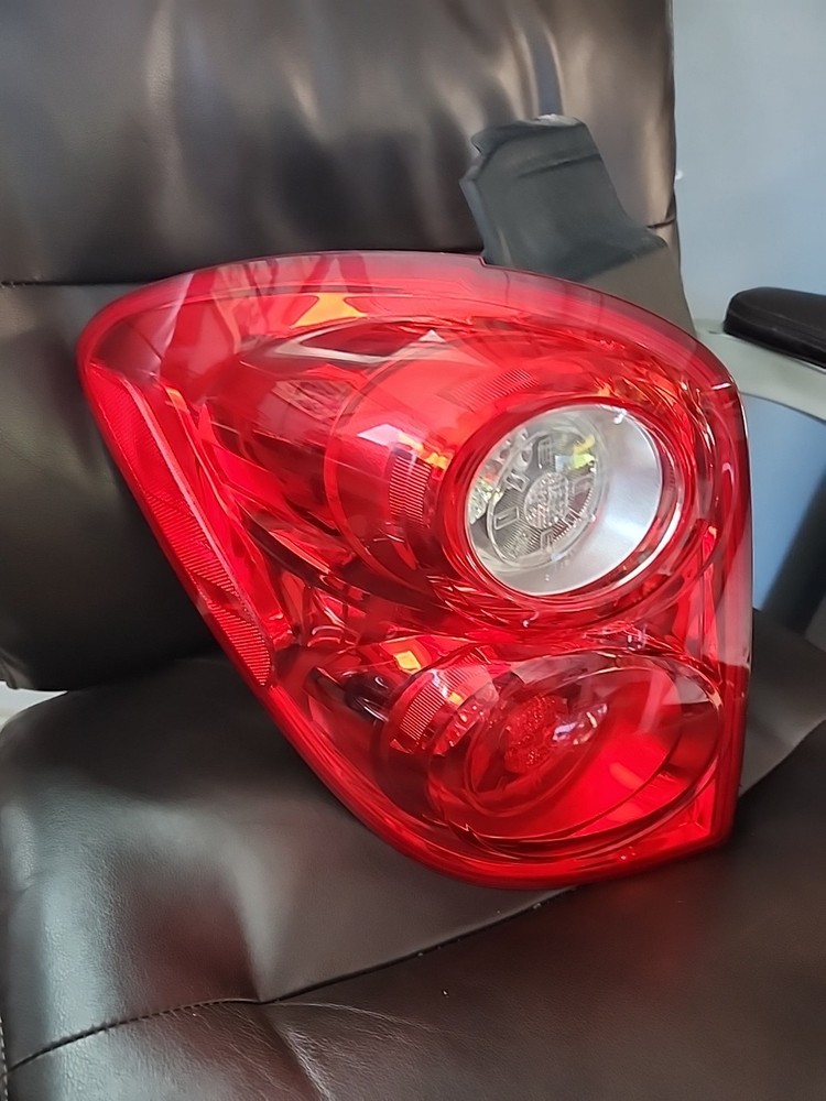 2010 2011 2012 2013 2014 2015 Chevrolet Equinox Left Driver LH Side Tail Light