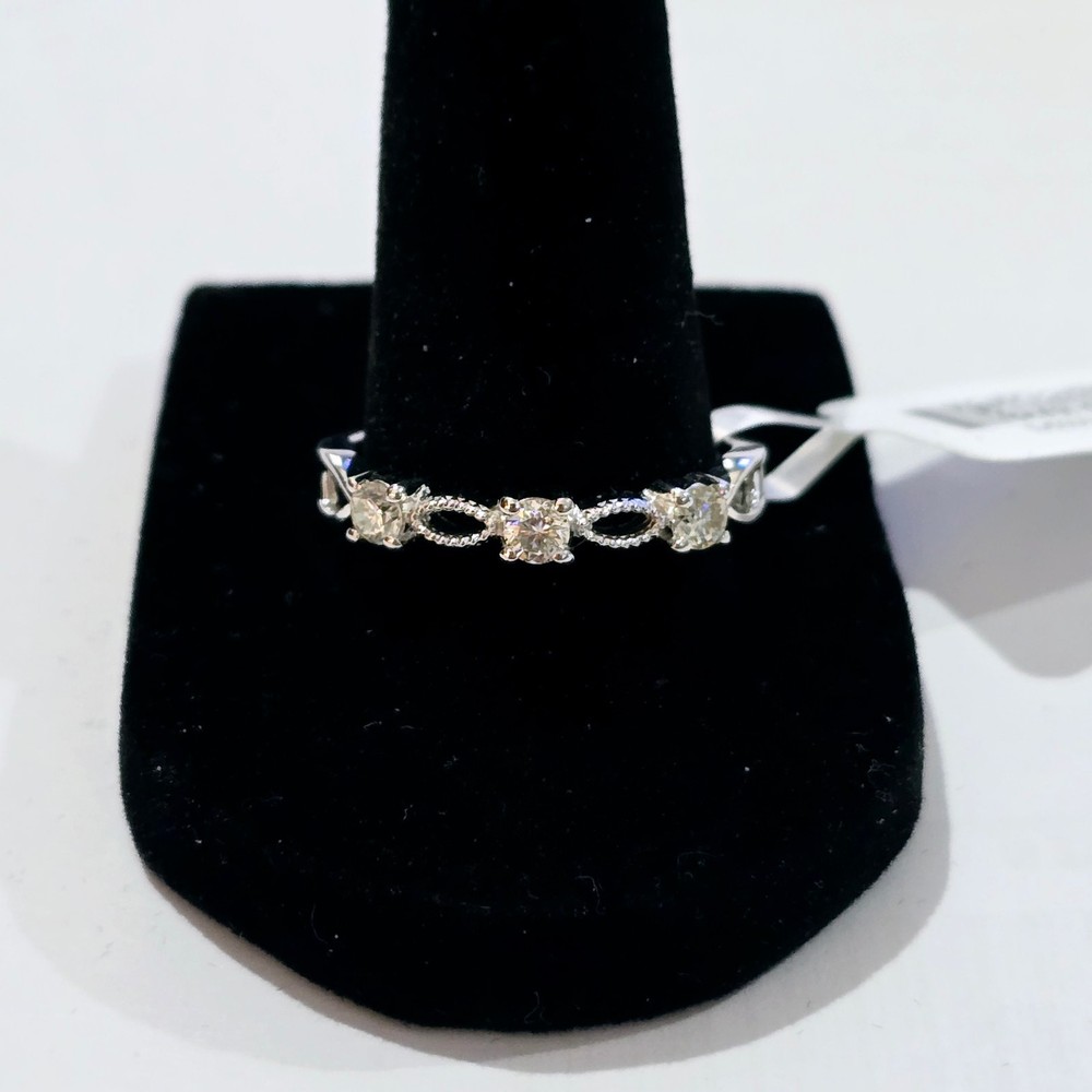 Moissanite Fire .39 Dew Round Platineve Ring Size 10 NWT