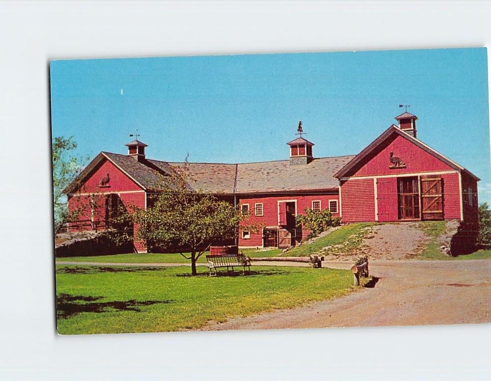 Postcard The Horseshoe Barn The Shelburne Museum Vermont USA North America