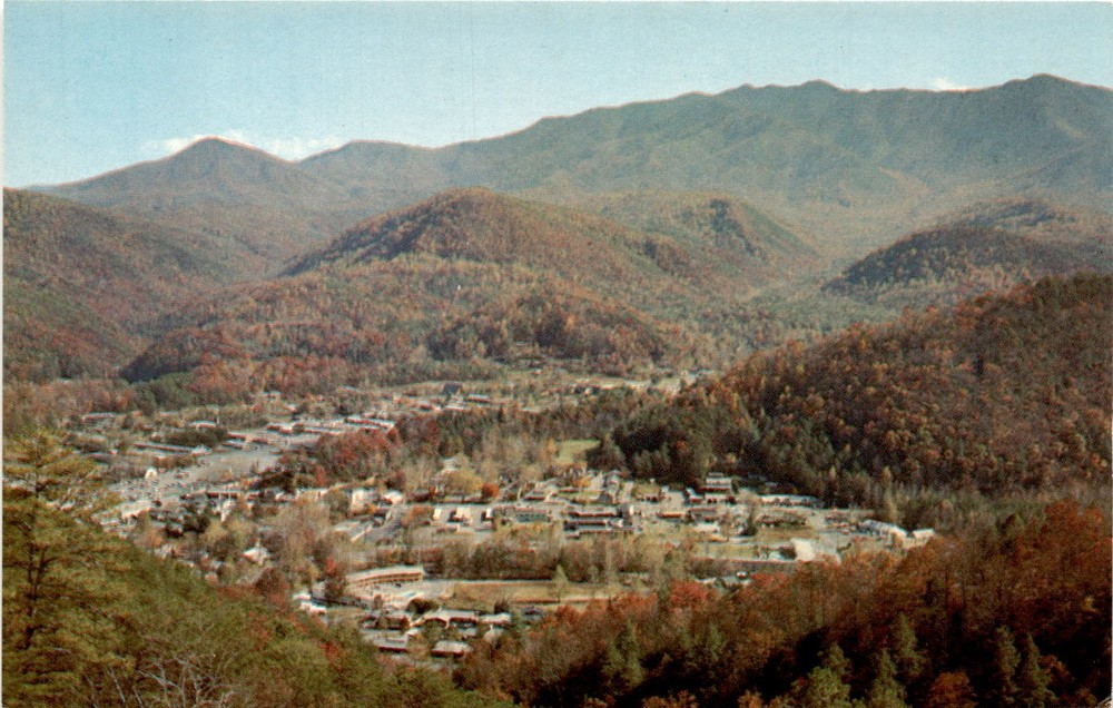 Mount Le Conte, Gatlinburg, Tennessee, Gateway to the Smokies, Postcard