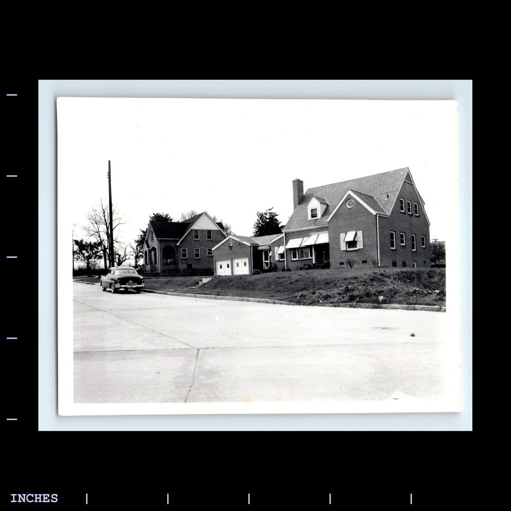Old Vintage Photo STREET SCENE HOUSES CLASSIC CAR