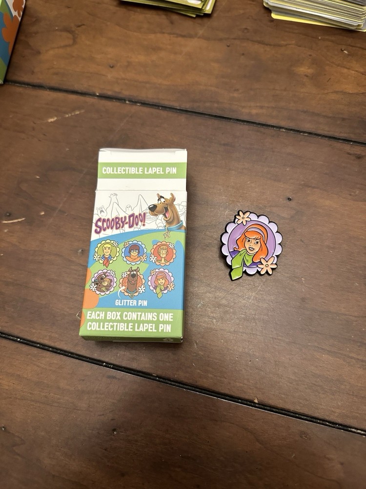 Collectible Pin: Daphne - Scooby Doo - OPEN - New