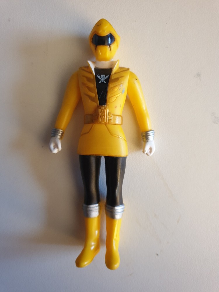Kaizoku Sentai Gokaiger Sentai Hero series 03 Gokai Yellow Bandai 2012