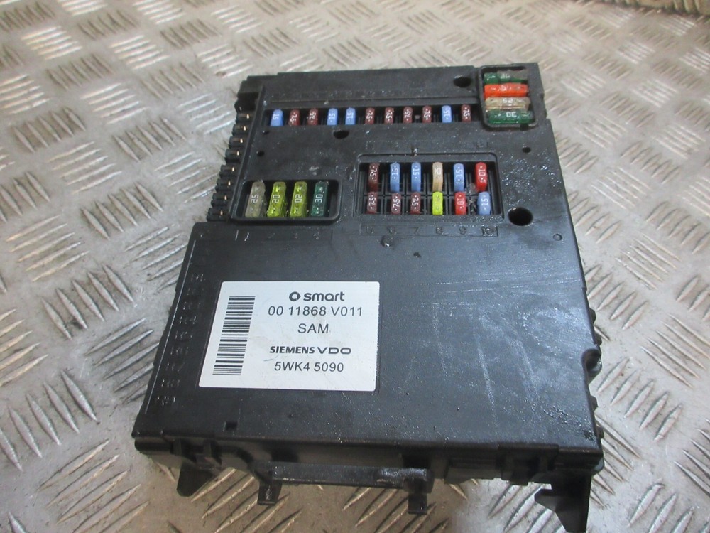 2004 SMART FORTWO COUPE Pure 2DR 450 AUTO SOFTIP SAM UNIT MODULE 0011868V011